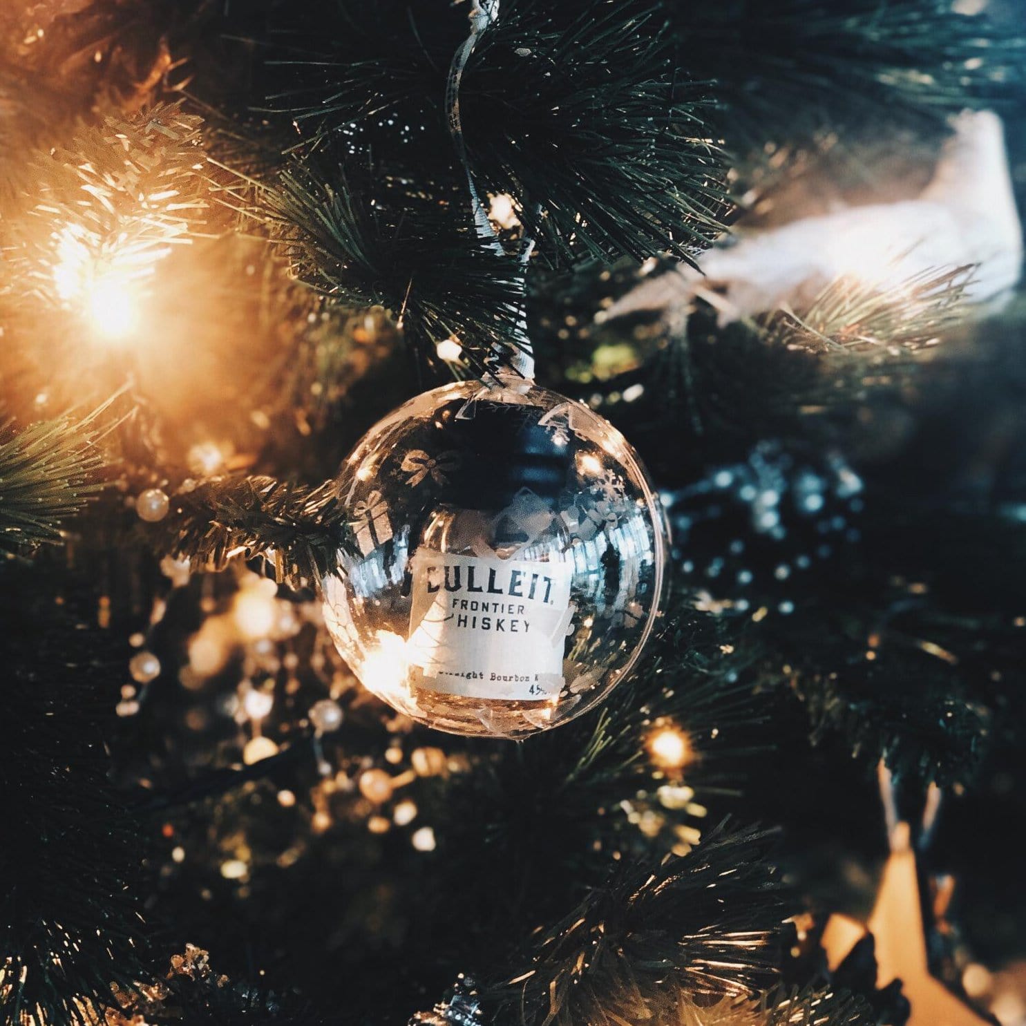 Christmas Bauble Bulleit Whiskey Dram 